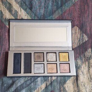 ✨ Scott Barnes – “Mesmerize” Eyeshadow Palette (Lightly Used, Excellent Conditio